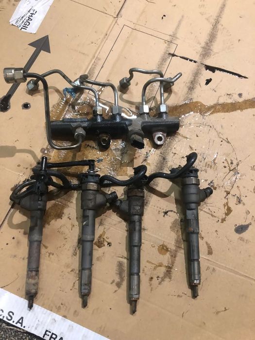 Injector/Injectoare set Dacia Logan 2 2019 1,5 DCI Euro 6 55KW