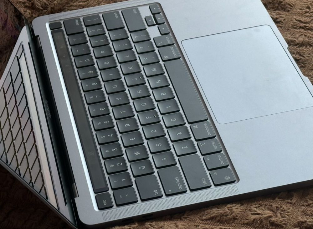 MacBook Pro M2 2023 EAC Space Gray/SSD256GB/8GB/10 ядер/100% емкость