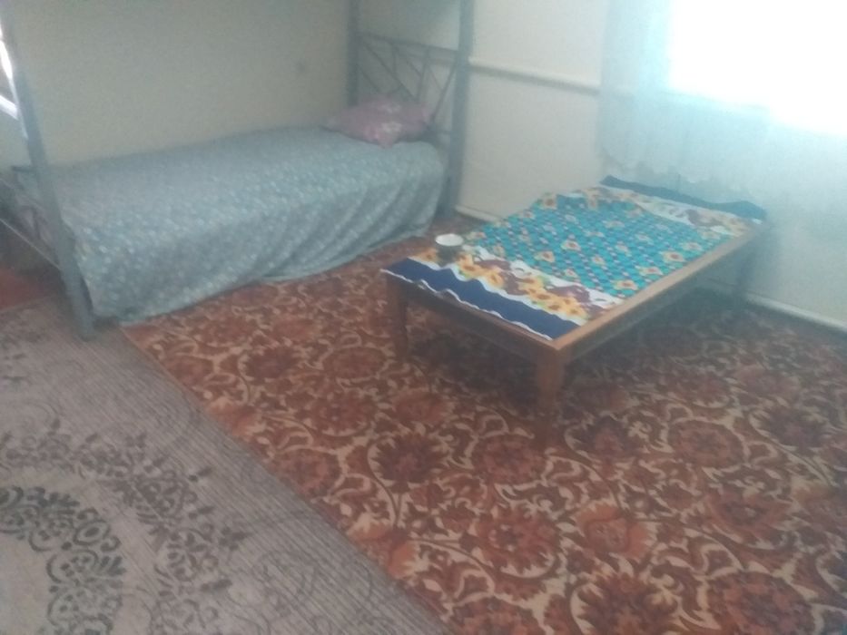 Ижарага Уй студент угил болалар учун 800минг