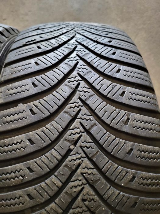 4 anvelope 185 55 R 15 Hankook iarna