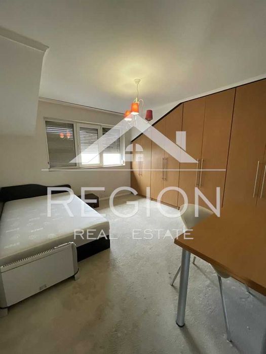 Дава се под наем Тристаен апартамент в Варна, Централна поща - 90 кв.м за 510 € - Снимка #5