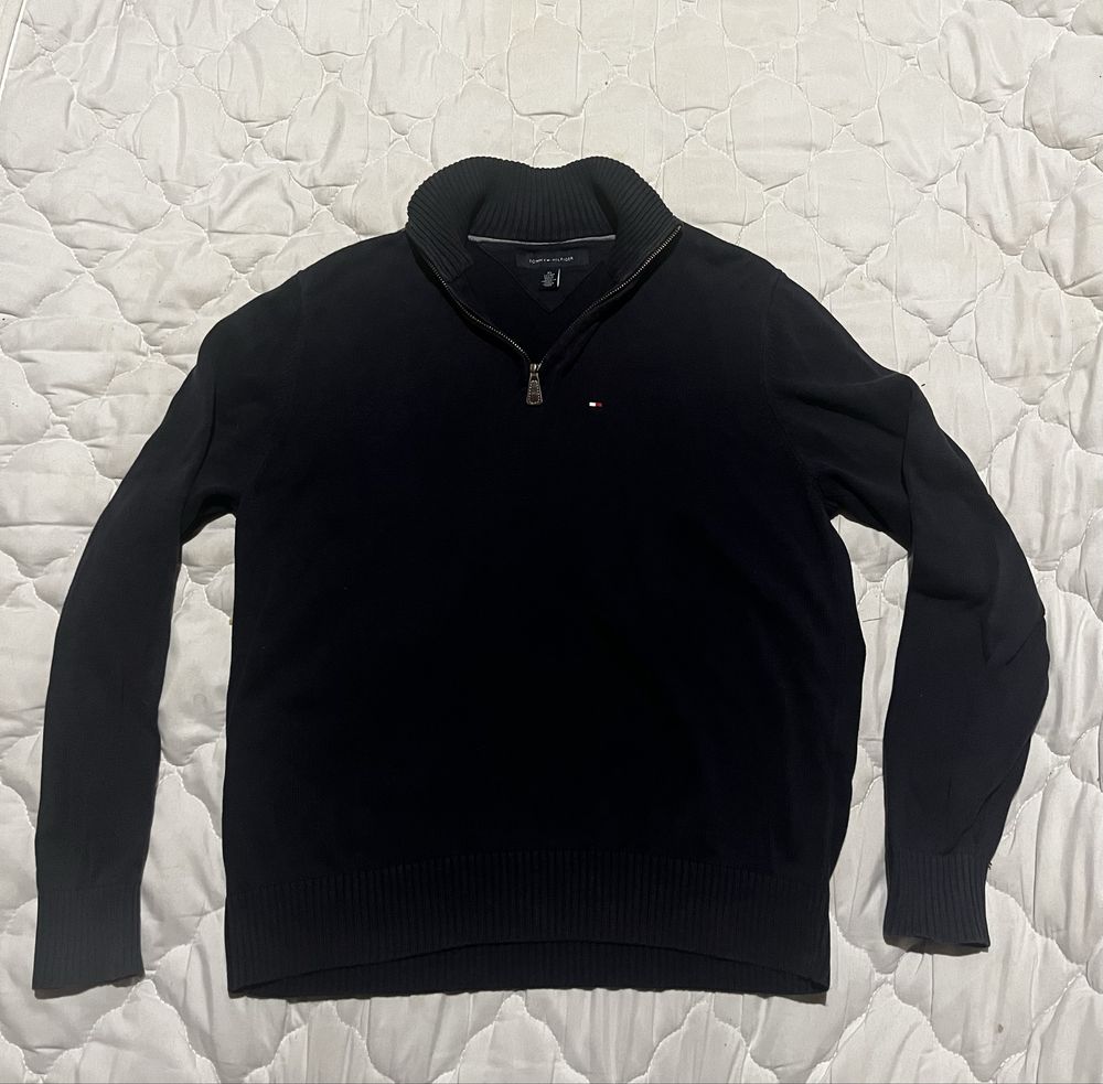 Tommy Hilfiger пуловер XS размер