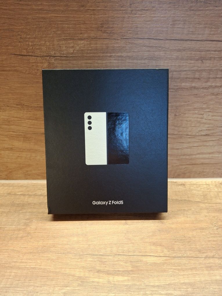 Samsung Galaxy Z Fold 5 Cream 256GB Запечатан!