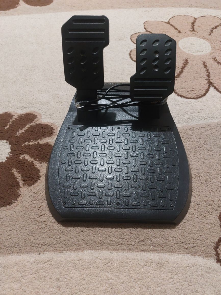 Волан Thrustmaster T80 с педали!!