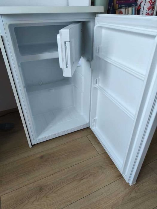 Frigider Star-Light 98L