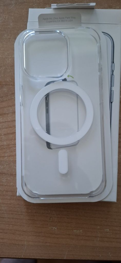Husă iPhone 15 pro, 15 pro max  originala  nouă