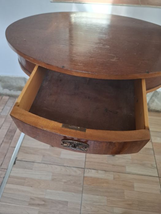 Masuta lemn cu sertar