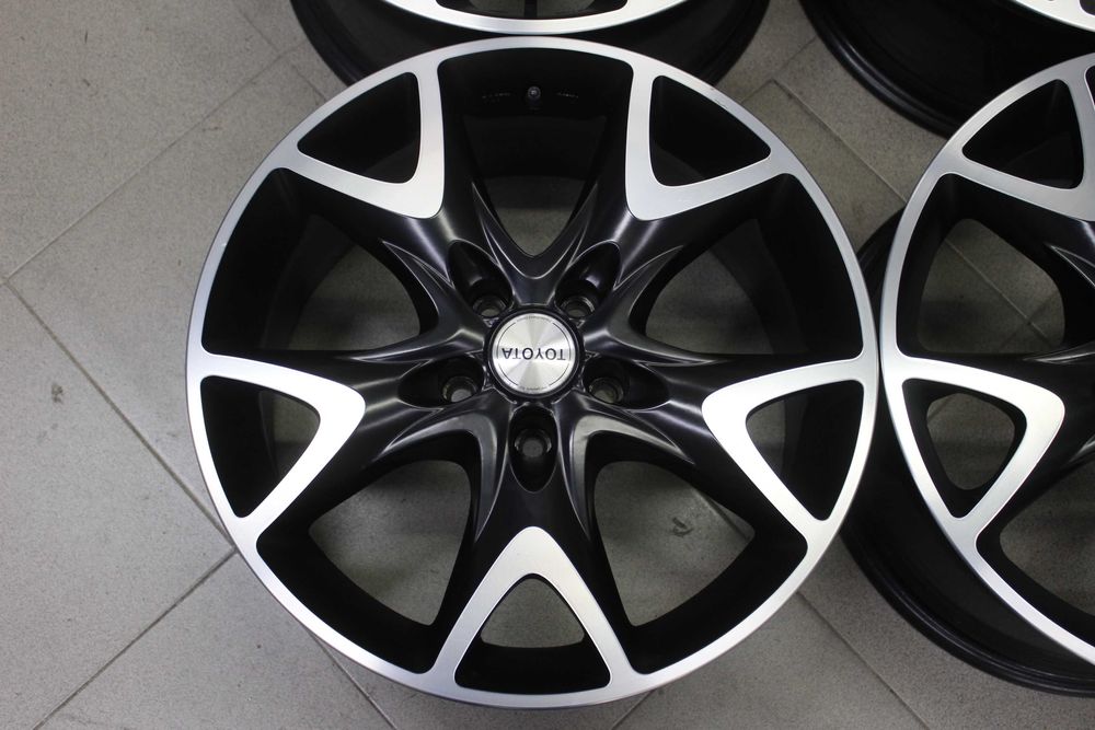 Джанти 18" 5х114,3 Toyota
