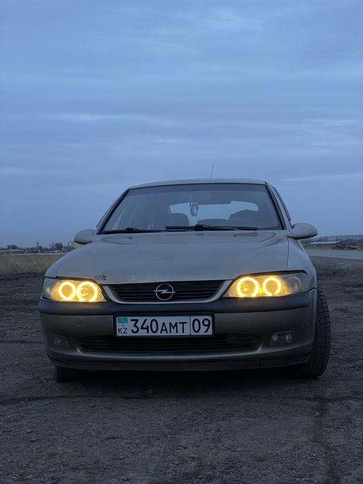 Опель вектра б 1,6