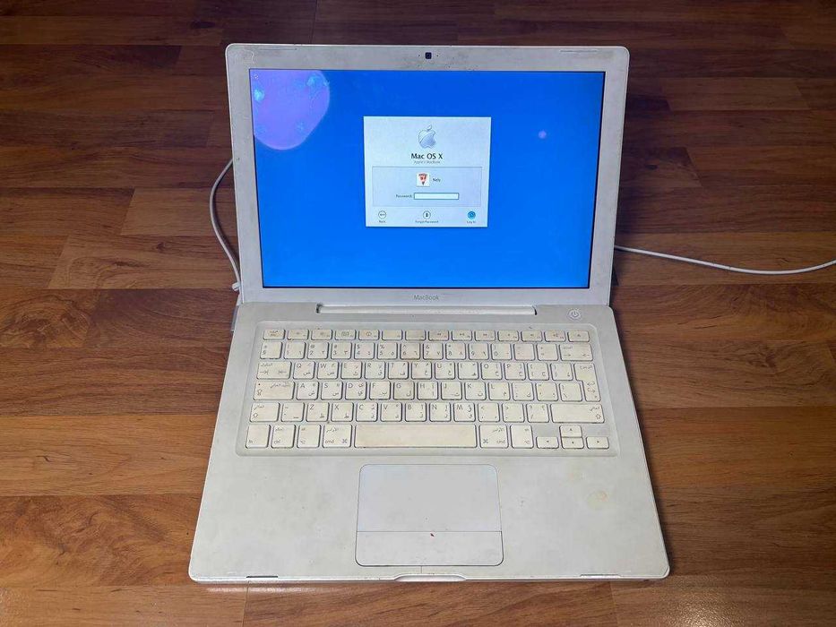 MacBook 2007 A1181 Полуживой