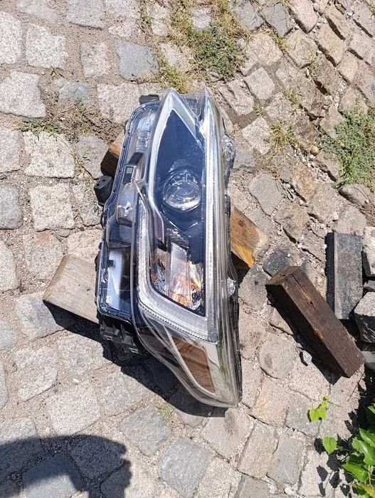 Фар Субару Аутбек Легаси 2018 B15 и 2020 B16