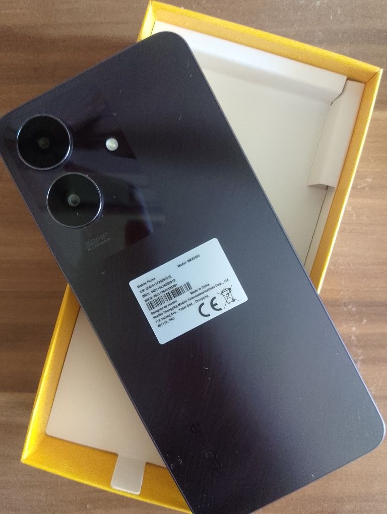 Realme note 60 черен.