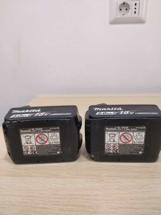 Încărcător și acumulator 4Ah sau 5Ah  Makita 18V