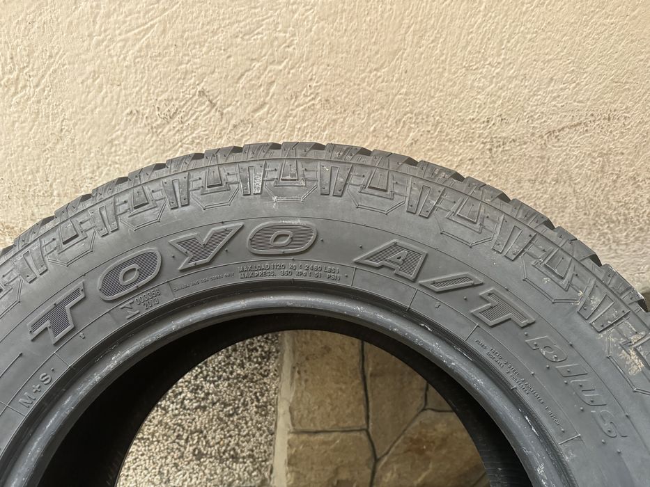 Гуми за джип 265 65 17 Toyo