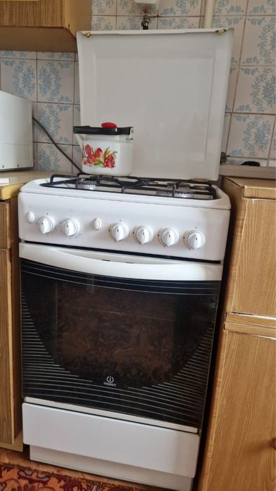 Продается газовая плита