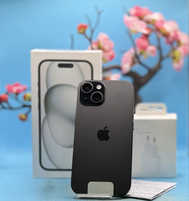 ГАРАНЦИОНЕН!!! Apple iPhone 15, 128GB, 5G, Black + подарък адаптер
