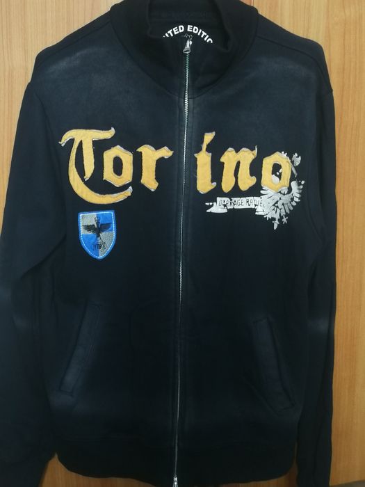 Torino cu fermoar neagră