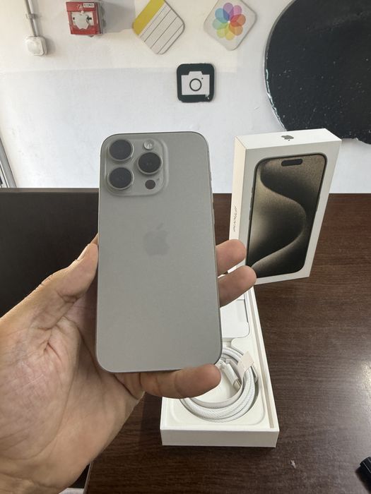 Vand Iphone 15 Pro 128Gb Full box