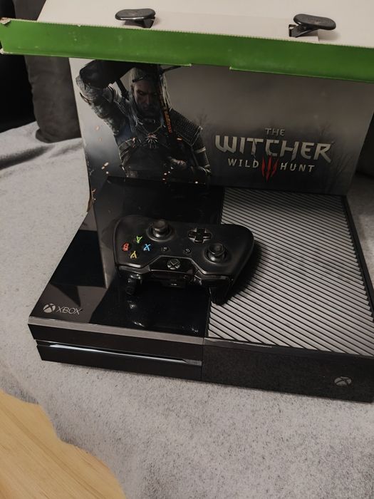 Vând sau schimb  Xbox one + kinect