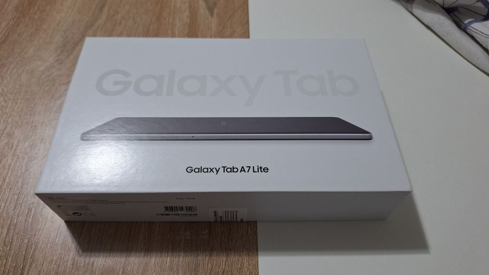 Таблет Samsung Galaxy Tab A7 lite 32gb.