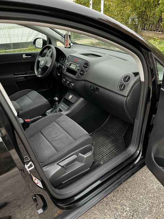 VW GOLF Plus-6/1,6/102hp