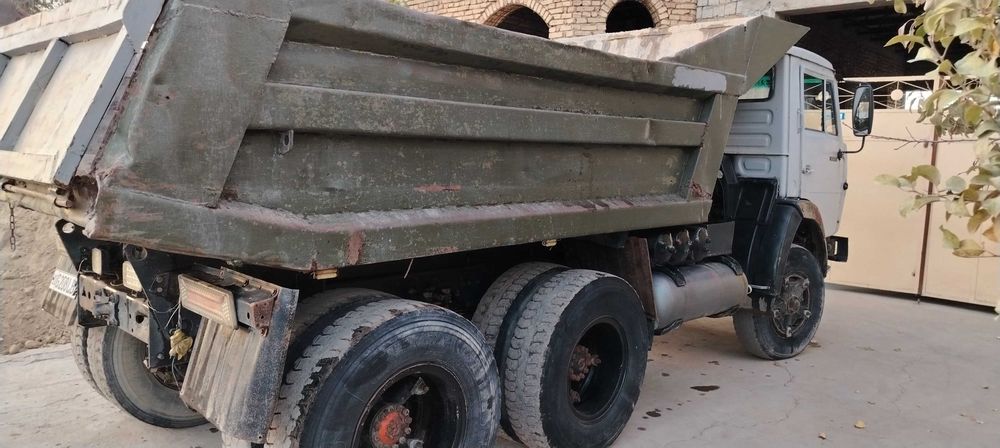 Kamaz sroshni sotiladi