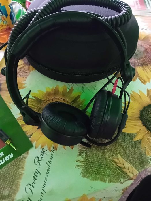 Продавам слушалки Sennheiser HD 25 70 Цена 120лв