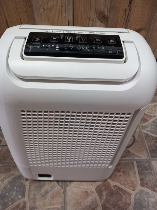 Dezumidificator De Longhi