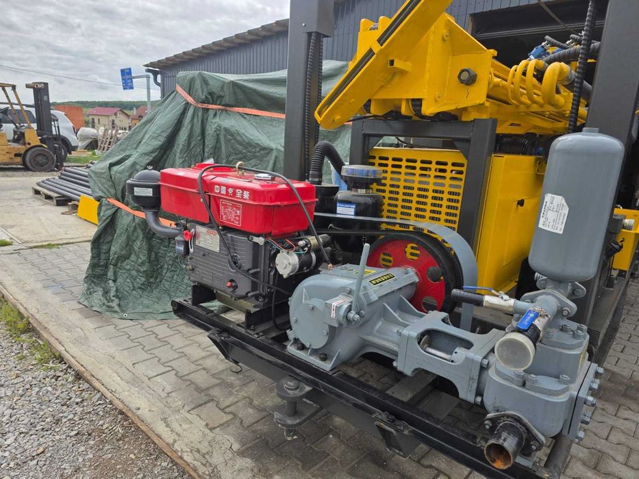 Masina foraj Utilaj Nou Profesional Diesel cu 200m prajina , 5.5 tone