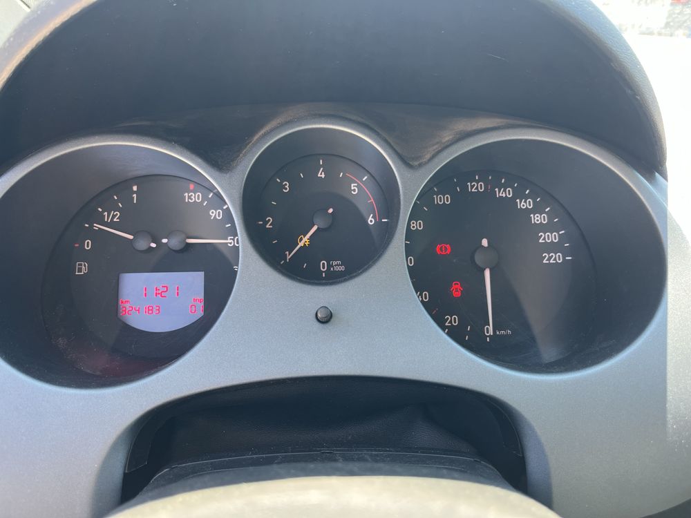 SEAT Altea 1.9 TDI 105ks BKC na chasti Сеат Алтеа 1.9 тди на части