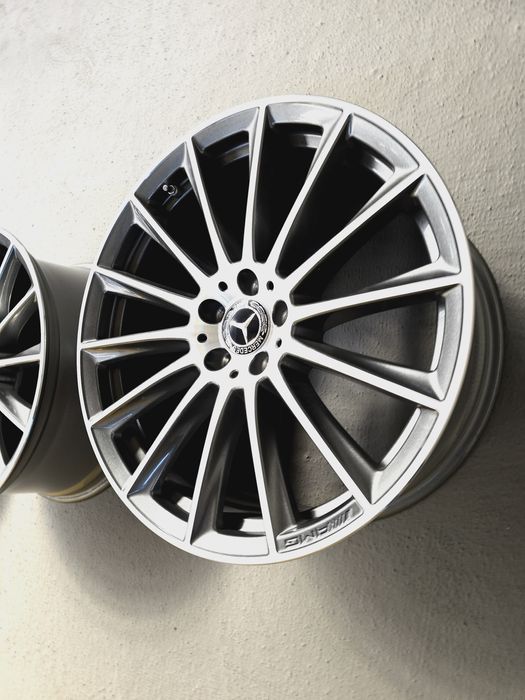 AMG  20  Мерцедес  А223 .