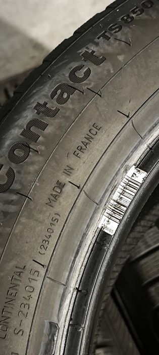 46p. 235/50 R17 96V Continental TS 850 P