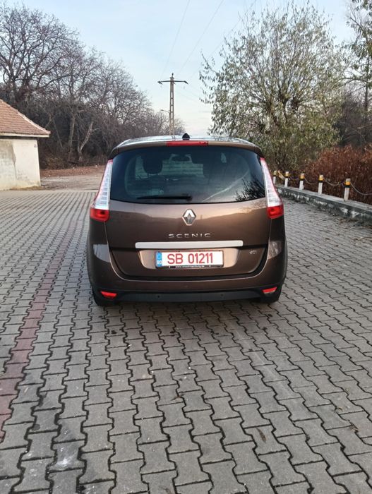Vând Renault scenic