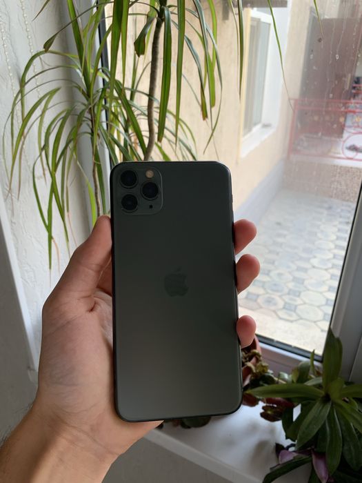 Iphone 11 pro max сатылады