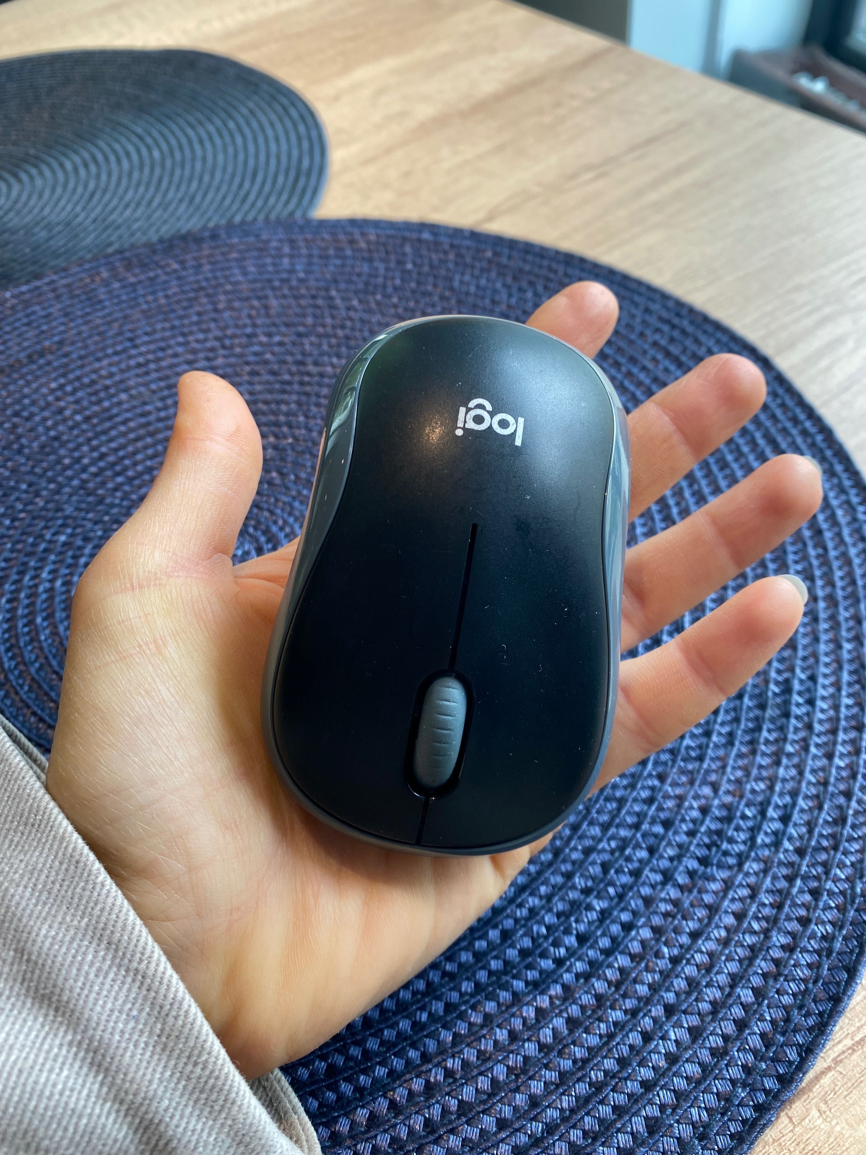 Logi Computer Mouse