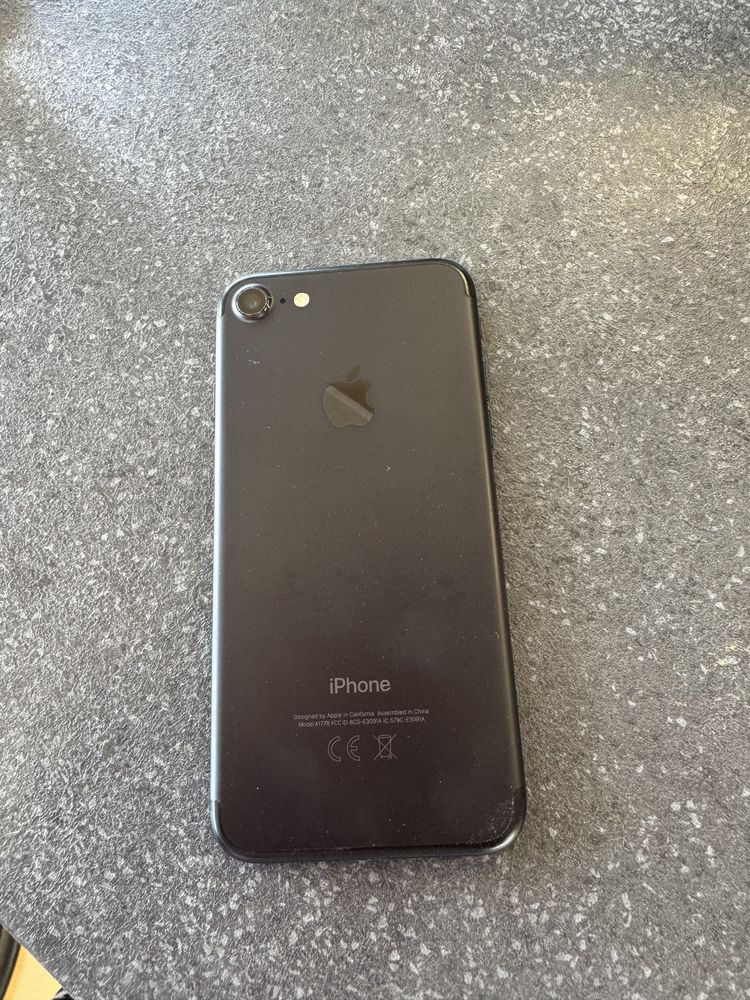 Iphone 7 black impecabil baterie 100%