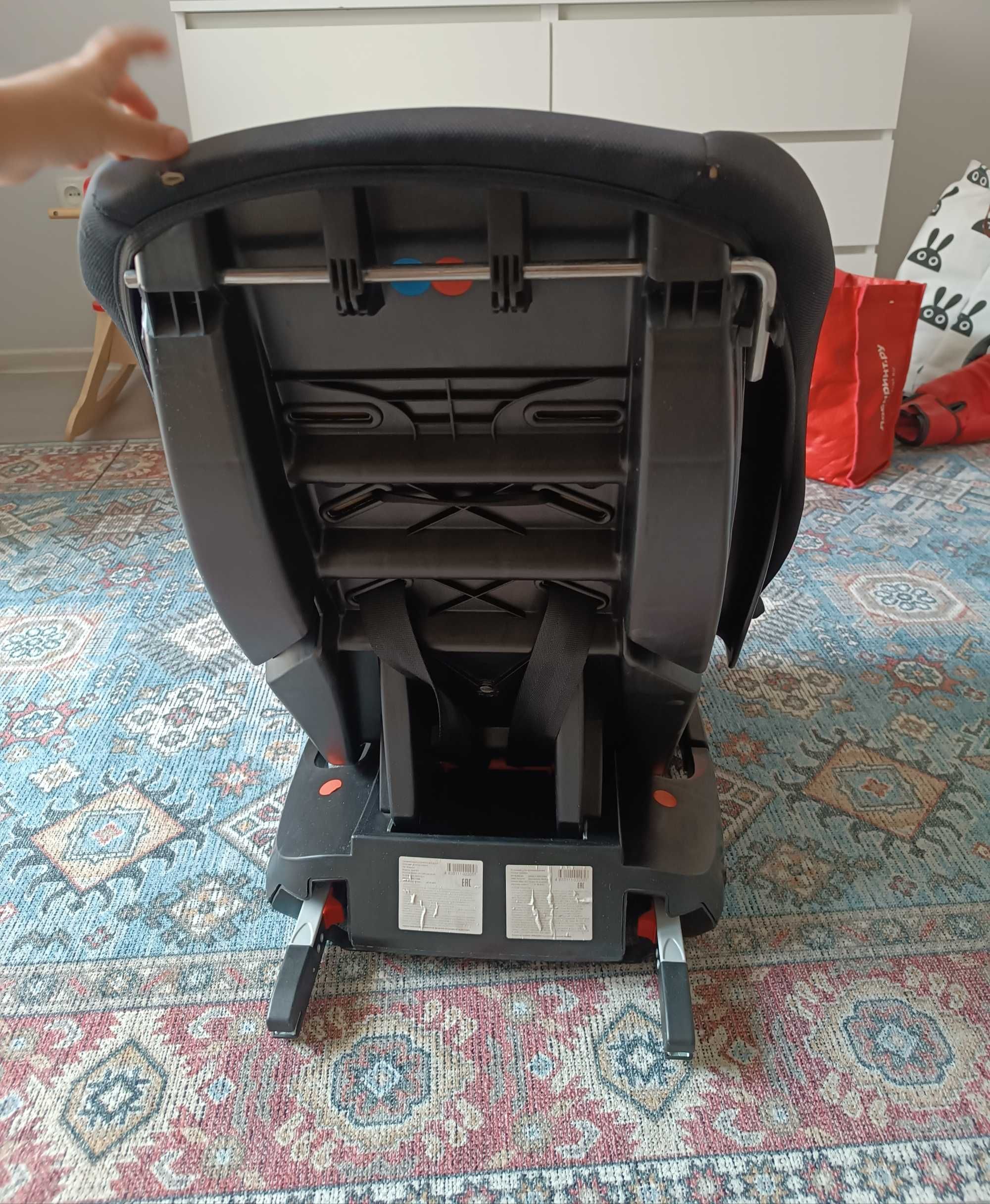Продам детское автокресло Nord fix
