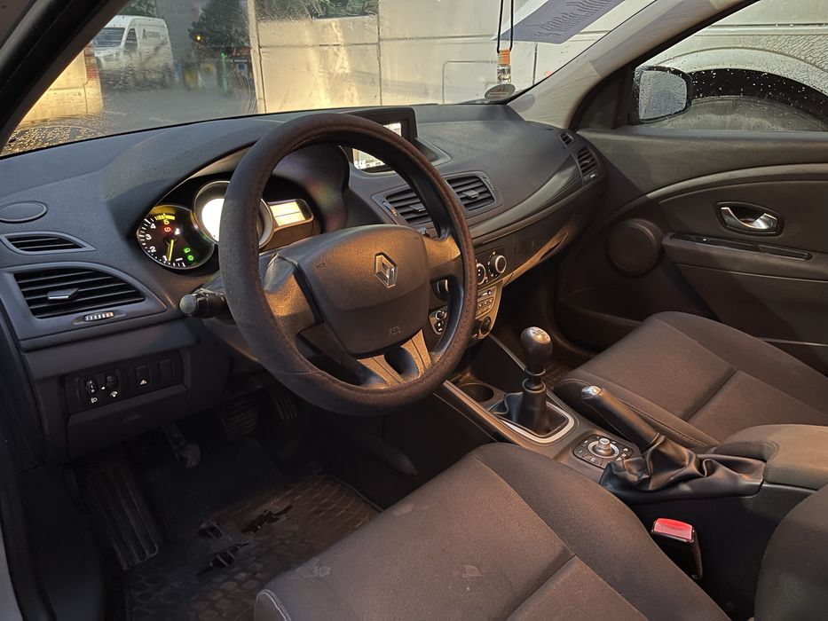 Renault Megane 3, motor 1.5 Dci 110 cp