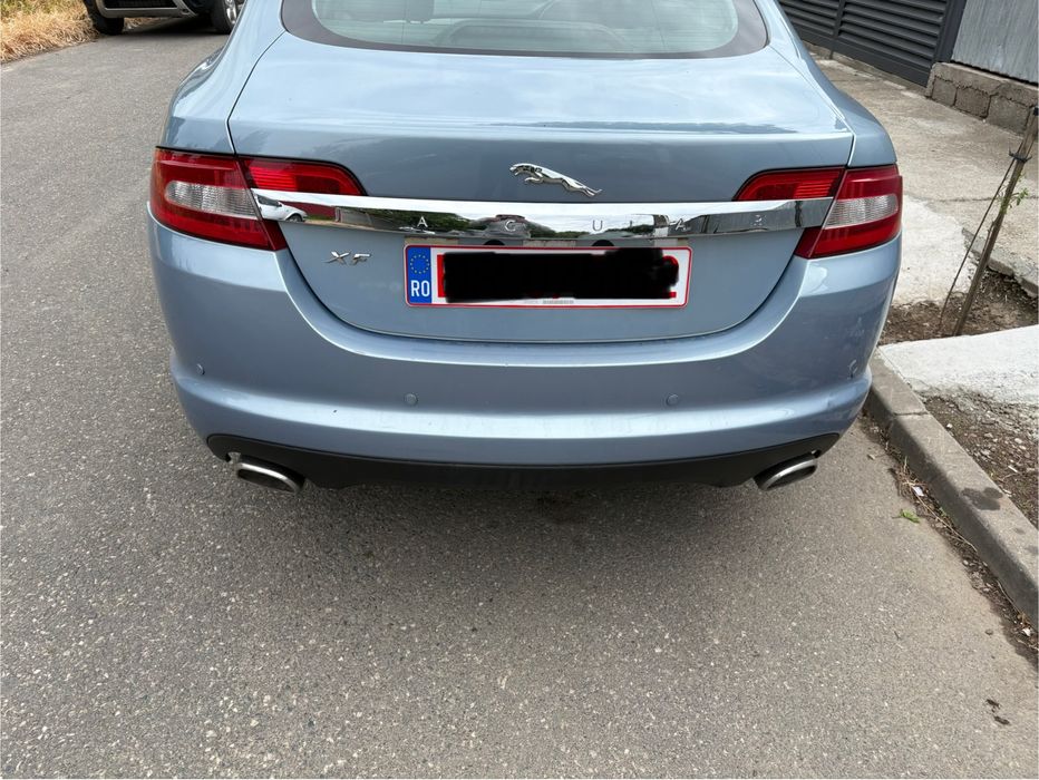 Stopuri triple Led Jaguar XF