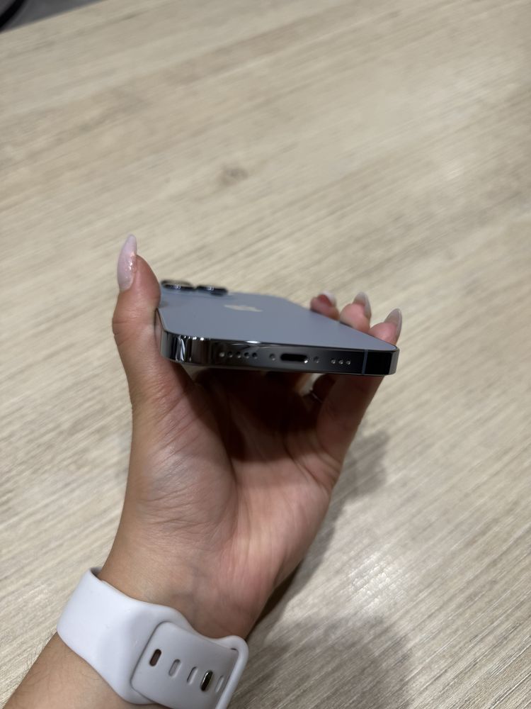 Продавам iPhone 13 Pro!!!