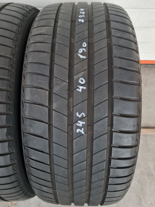 Летни гуми 2 броя BRIDGESTONE Turanza  T005 245 40 R19 дот 2824