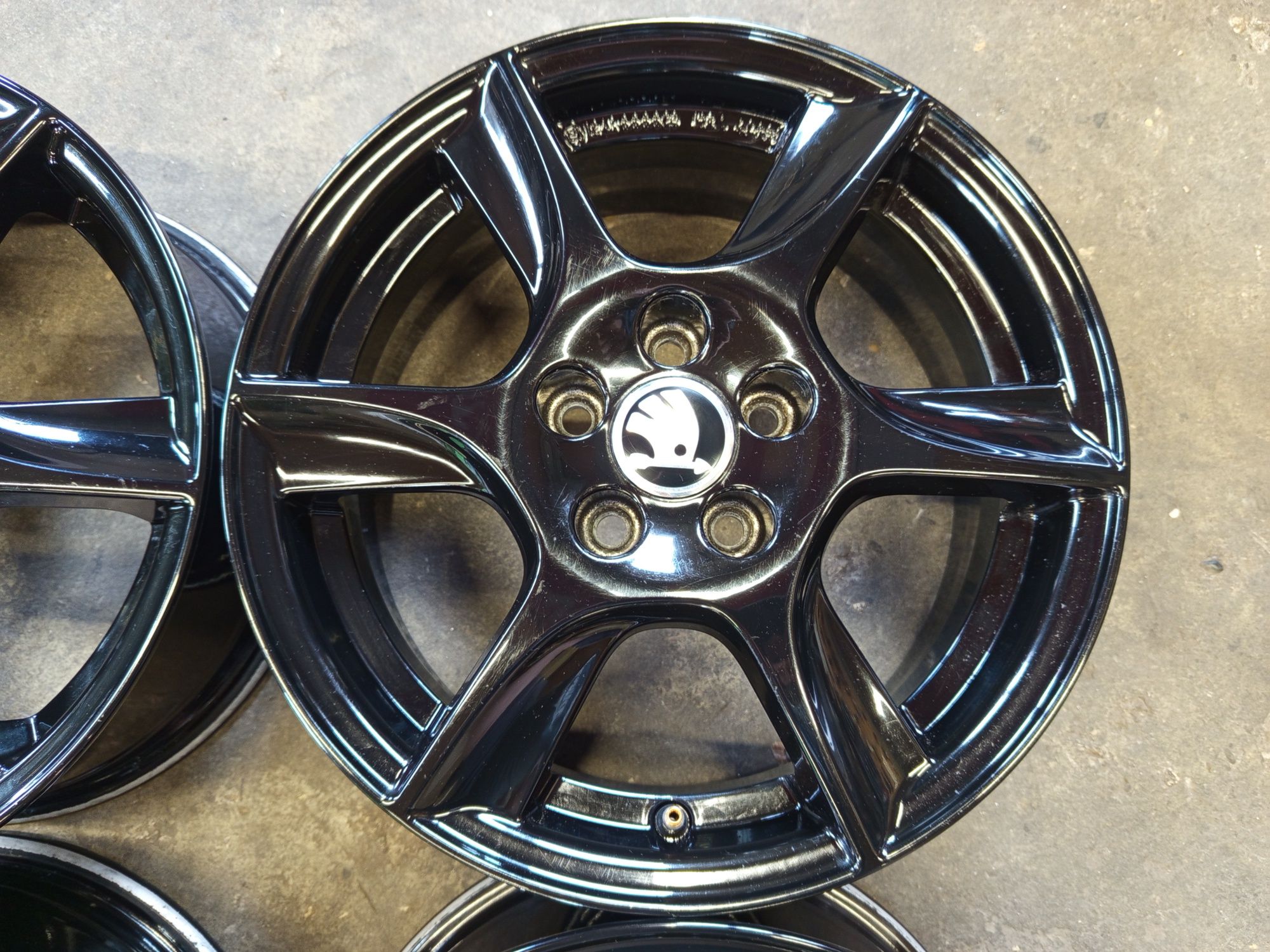 15" Skoda Rapid Fabia 5x100 Джанти за Шкода