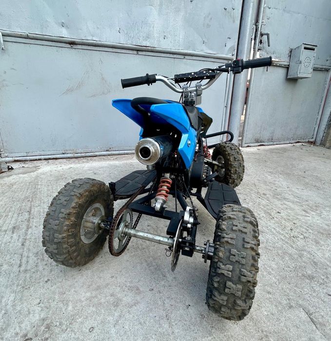 Vand mini Atv pentru copii, de 49 cc.