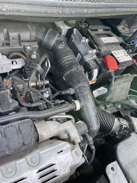 Motor Citroen C5 Aircross 1.2 Thp 130Cp HN05 an 2023 Peugeot 5008 II