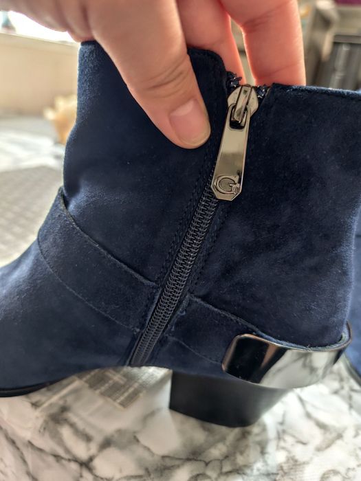 Guess боти от естествена кожа на ток