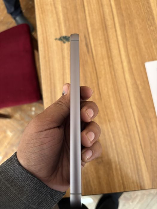 Samsung 23 fe yangi xolatda