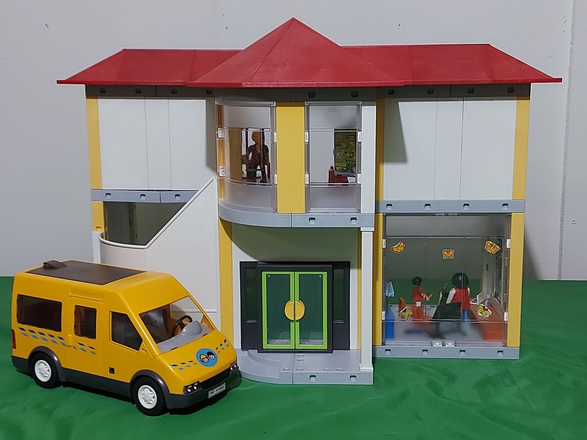 Playmobil Școală 5923 + Autobuz școlar 6866