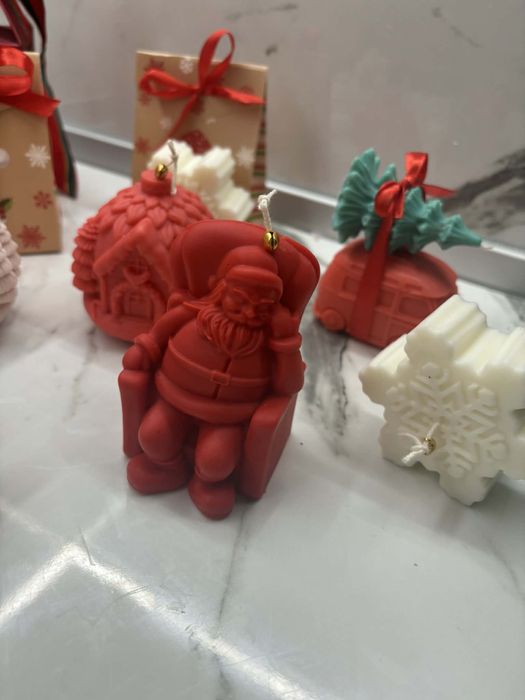 Коледни соеви свещи ръчна изработка