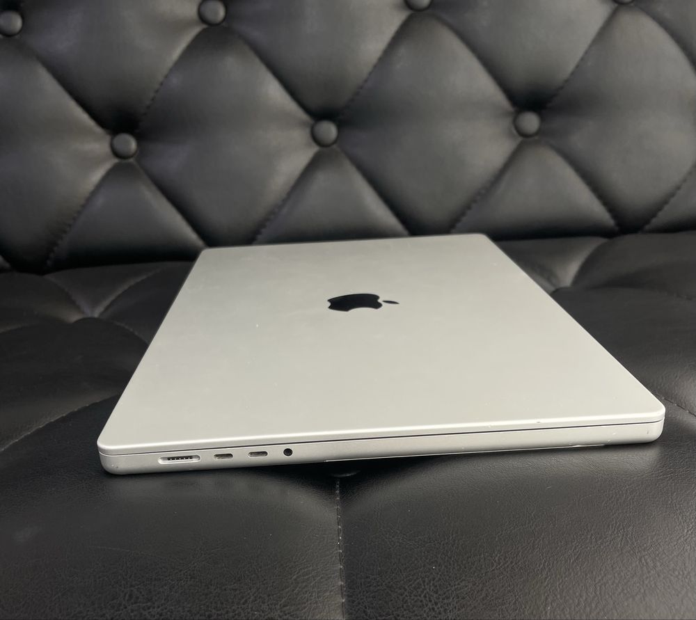 Apple MacBook Pro M1 Pro 2021 в хорошем состояние