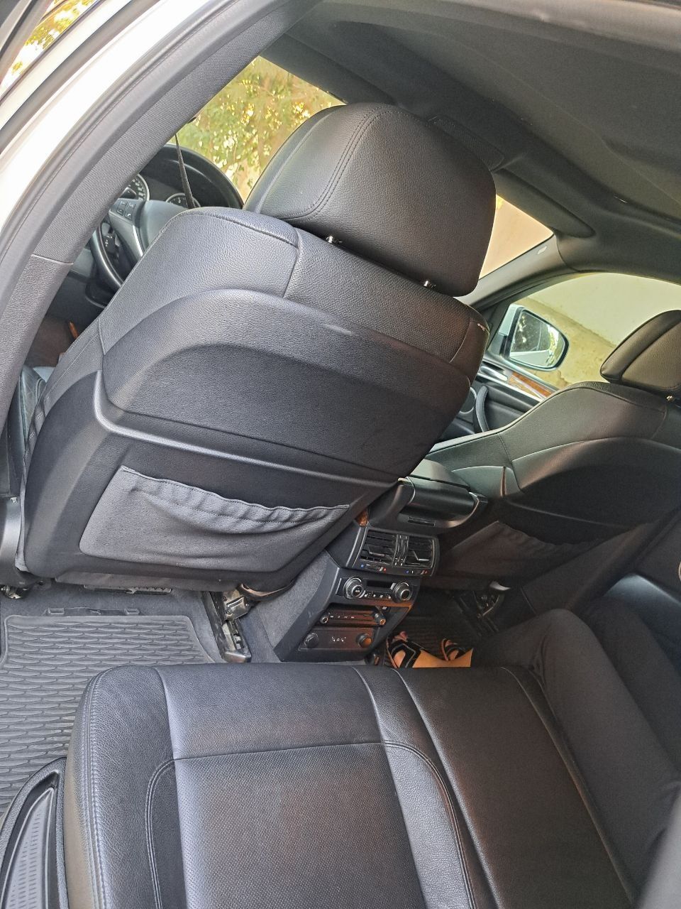 BMW X6 сотилади.